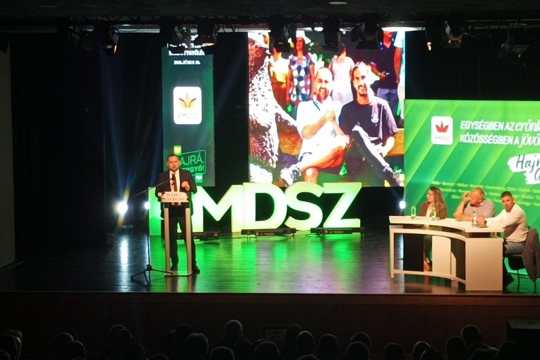 Egyhangú támogatással választották újra Barti Tihamért a Gyergyó Területi RMDSZ élére