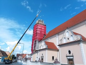 A jövőnek üzen a Szent Miklós-templom tornyában elhelyezett új időkapszula