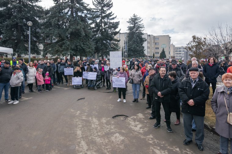Ilyen volt Gyergyószentmiklóson az adóemelés elleni tiltakozás
