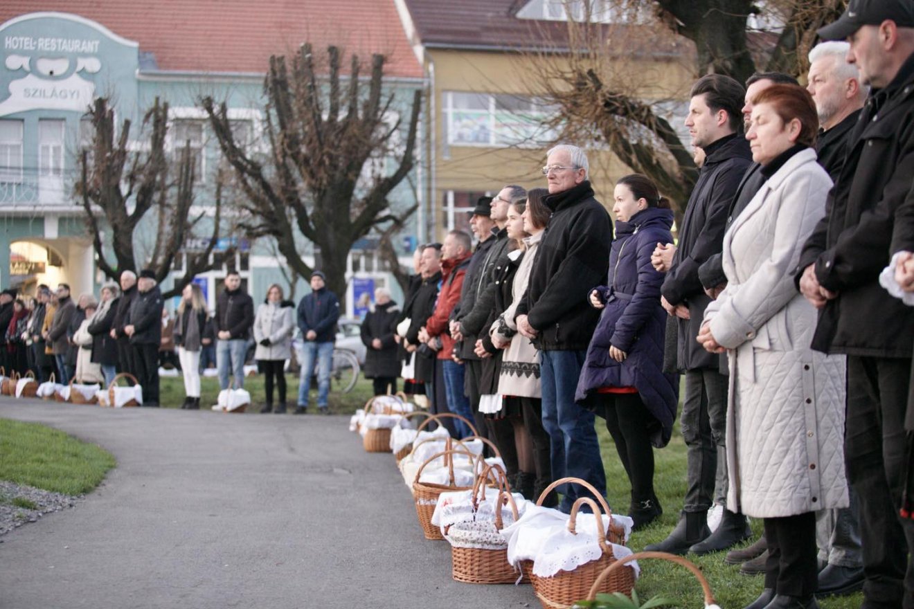 &bullet;  Fotó: Bege Botond