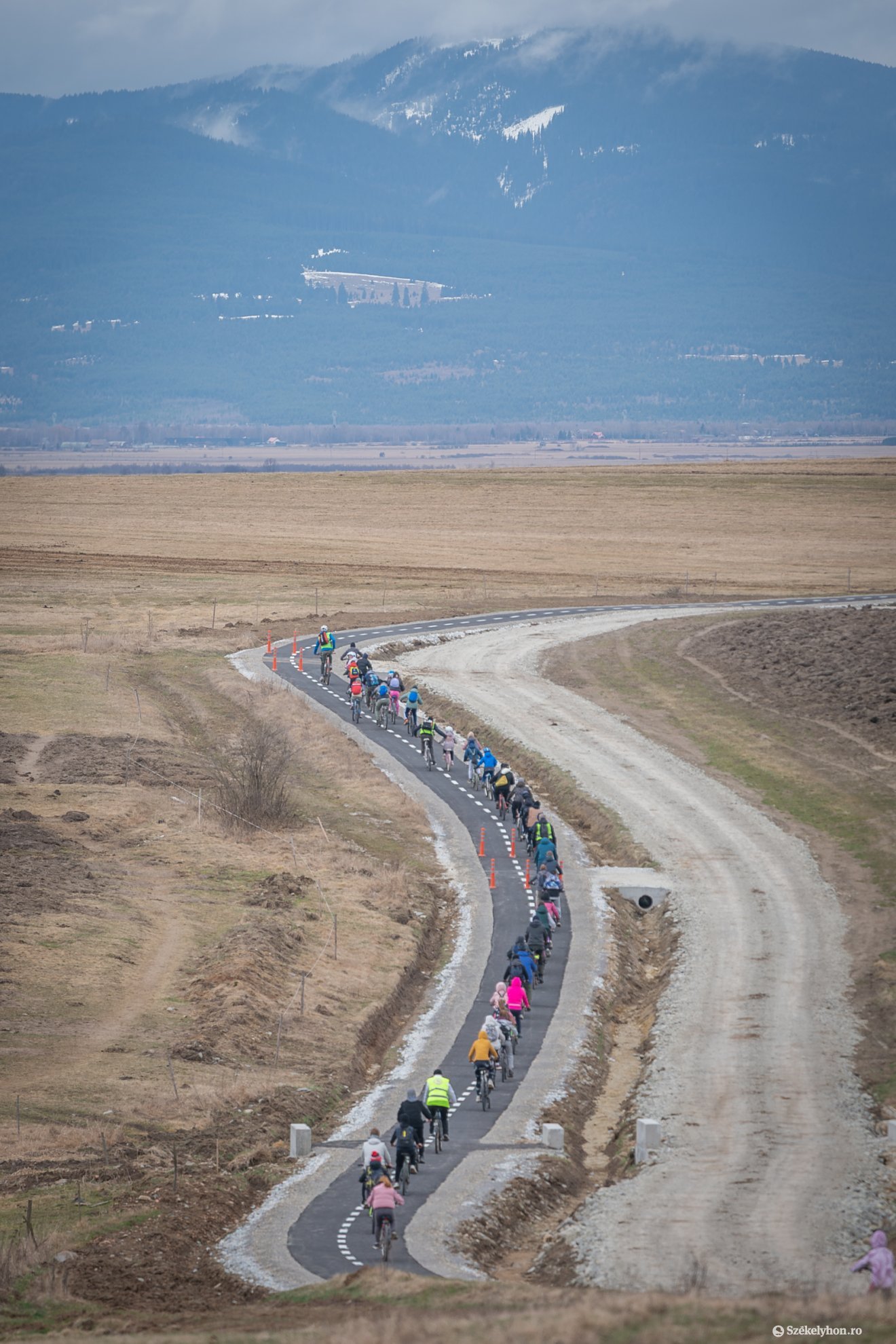 &bullet;  Fotó: Pinti Attila