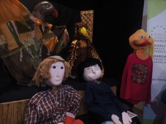 Óriásbábokat is bevetnek az újonnan induló gyergyószentmiklósi bábszínházas fesztiválon