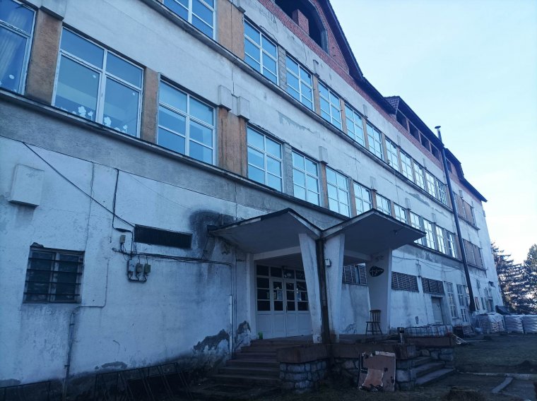 Ideiglenes lakhelyén is értéket teremt a Figura színház