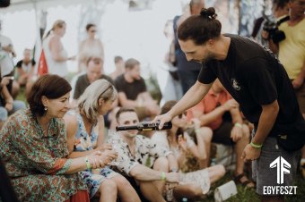 A nagy melegben is pörög az Egyfeszt