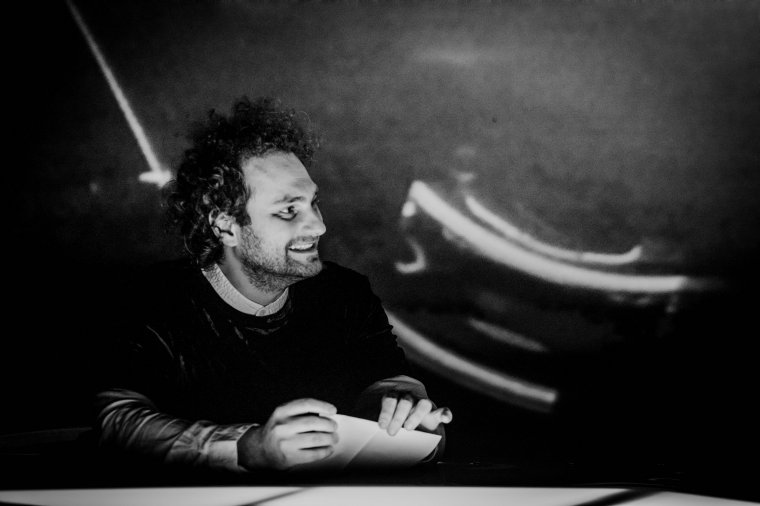 A Boldogtalanok a Figura Stúdió Színház idei első bemutatója