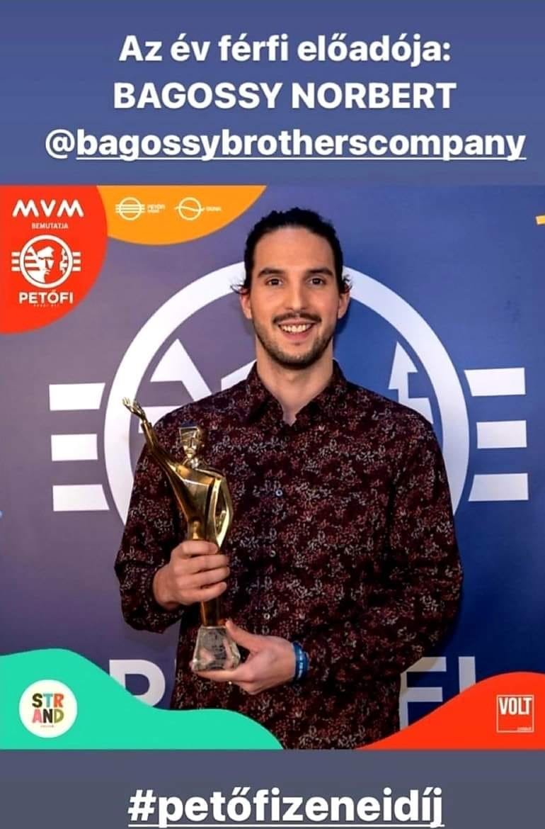 &bullet;  Fotó: M2 Petőfi TV