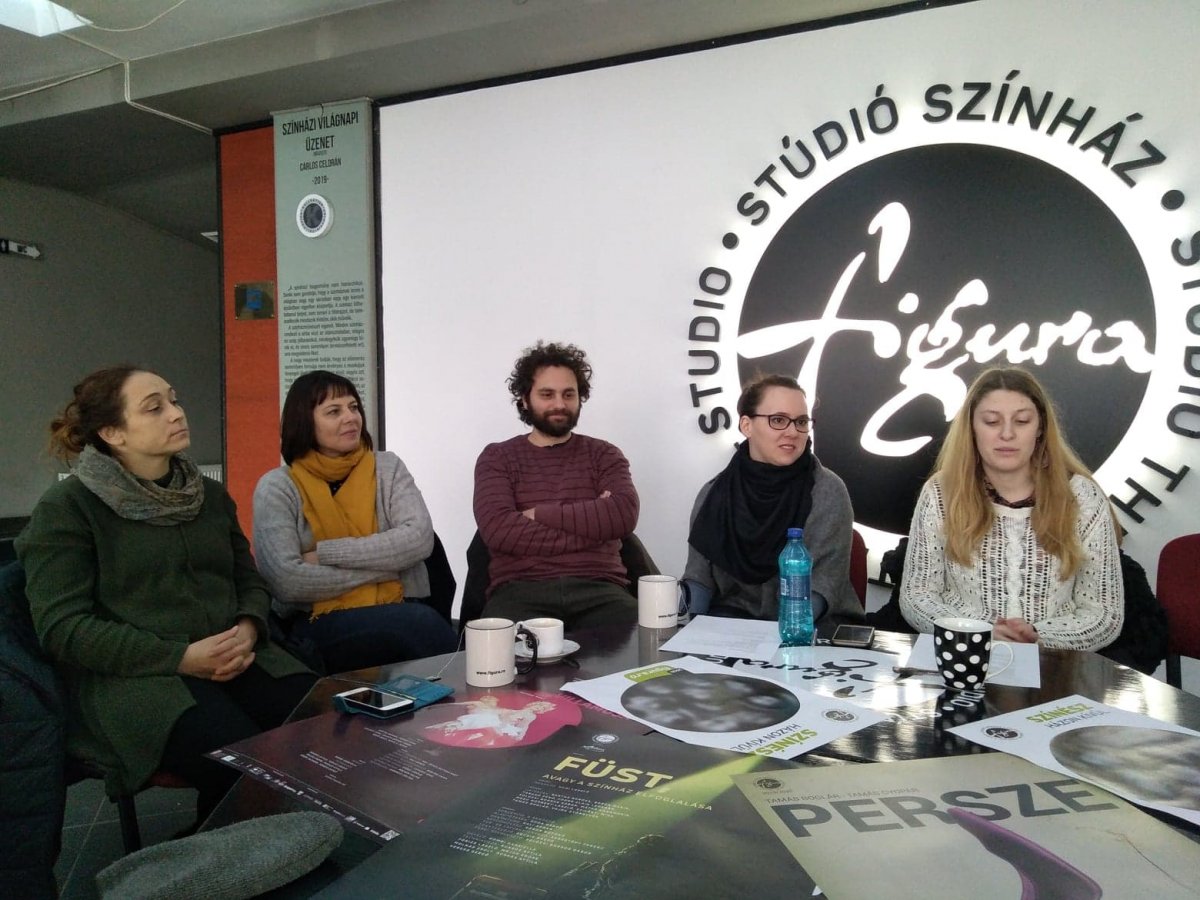 Sajtótájékoztatón számoltak be a szervezők a színházi programokról •  Fotó: Barabás Orsolya