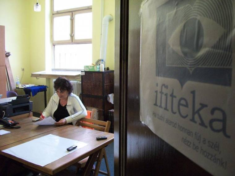 Ifitéka: új helyen, új ötletekkel