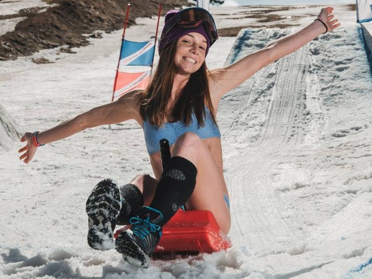 Gyergyói lány nyerte a fürdőruhás sportversenyt