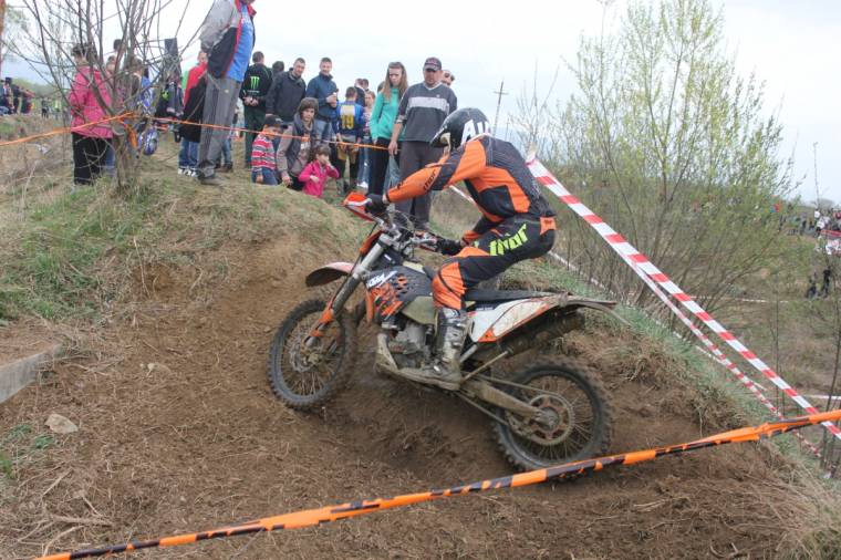 Motoros szombat Szárhegyen