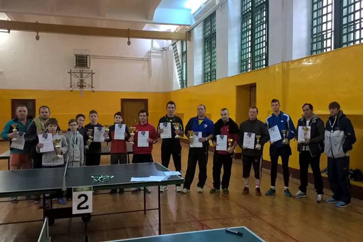 A városnapi pingpongverseny díjazottjai &bullet;  Fotó: Gyergyószentmiklósi Ping Pong Sportklub
