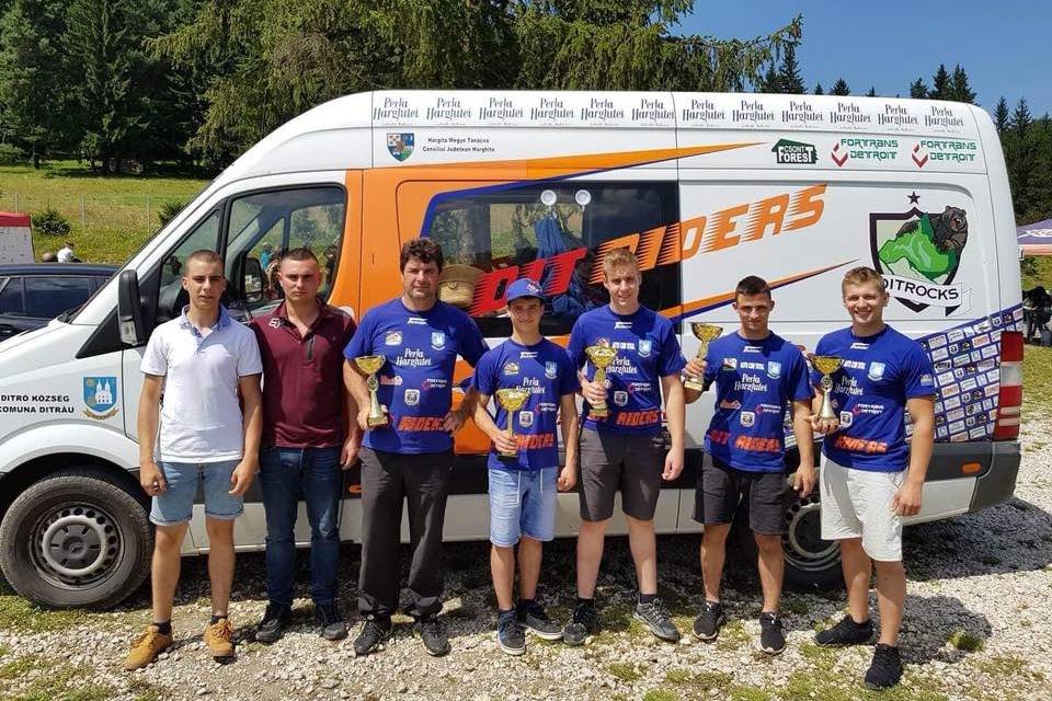 Nem mindennapi teljesítmény egy versenyen ennyi elsőséget szerezni. A ditrói klubnak sikerült &bullet;  Fotó: Facebook/Ditriders Motorsport