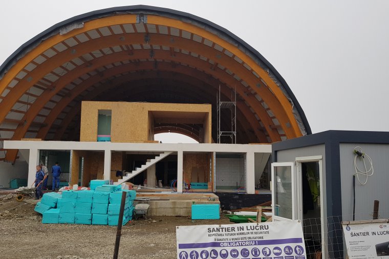 Elneveznék az épülő gyergyószentmiklósi uszodát, már van is egy befutónak tűnő ötlet