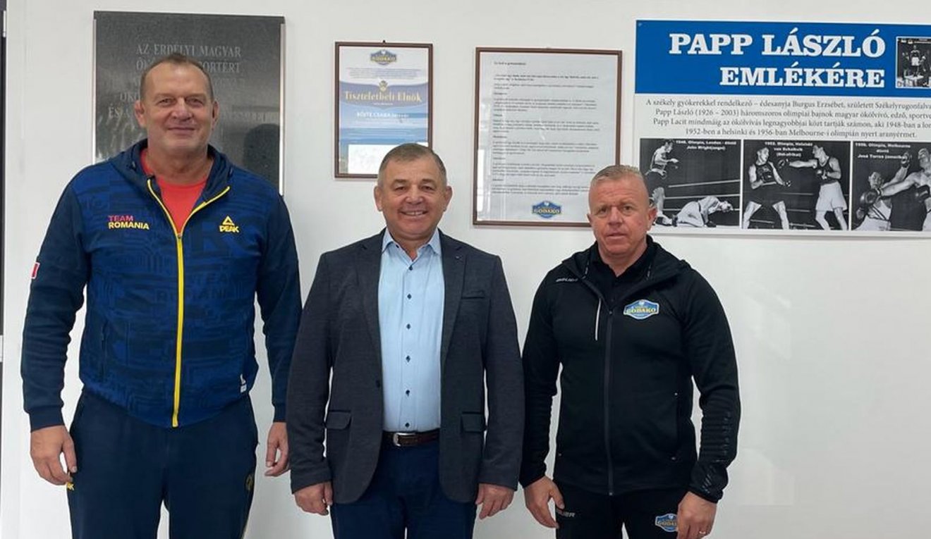 Ballai Sándor, Kovács Zoltán és Huszár Árpád •  Fotó: Erdélyi Godako Ökölvívó Sportklub