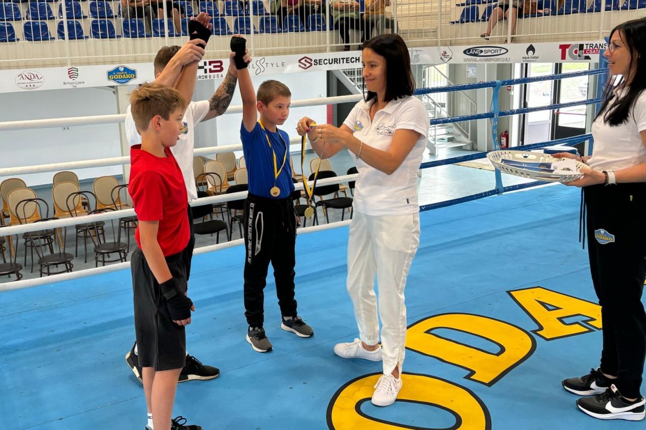 •  Fotó: Erdélyi Godako Ökölvívó Sportklub