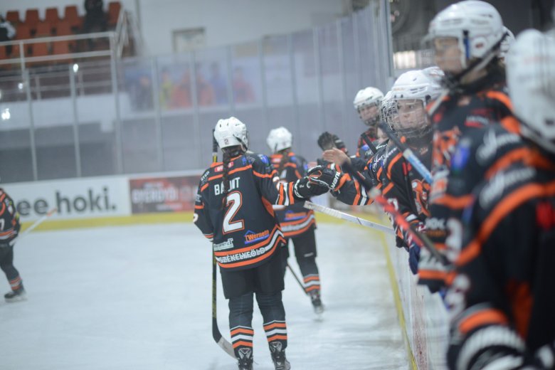 Ötgólos különbséggel verte a Fox Hockey a MAC csapatát