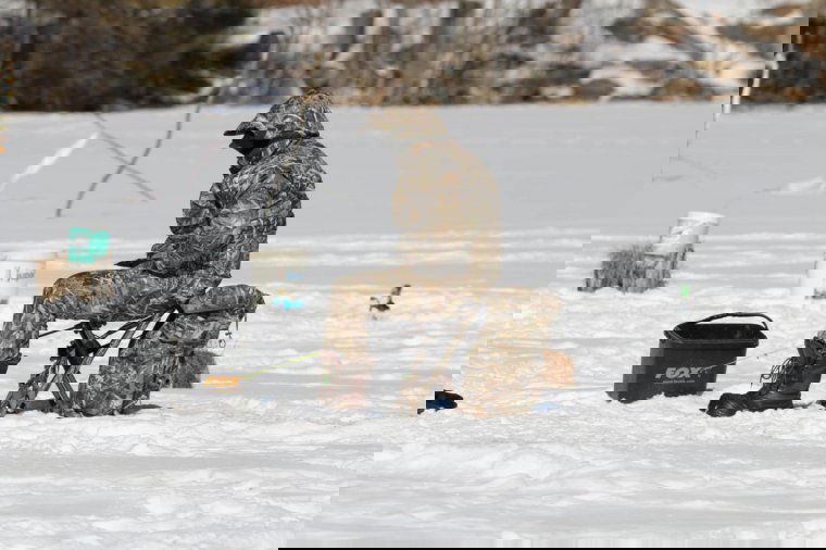 Ismét benépesül a Gyilkos-tó jege: jön az ötödik lékésző horgászverseny