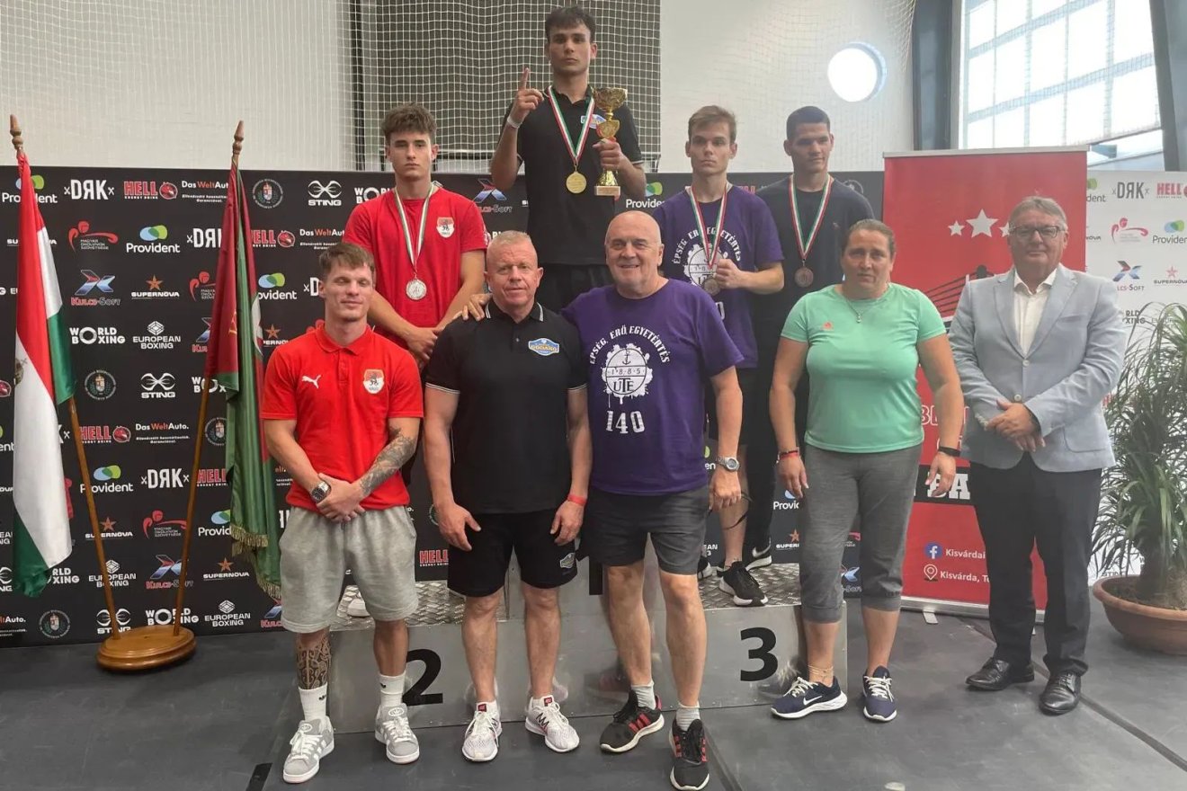 Mailát András U12-es kora óta rendre a bajnoki dobogó tetején végez •  Fotó: Erdélyi Godako Ökölvívó Sportklub