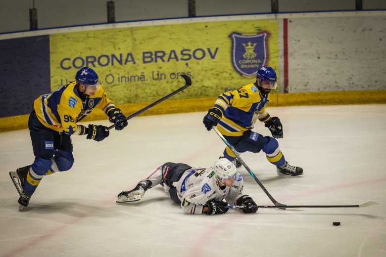 A második harmadban magára talált a Corona