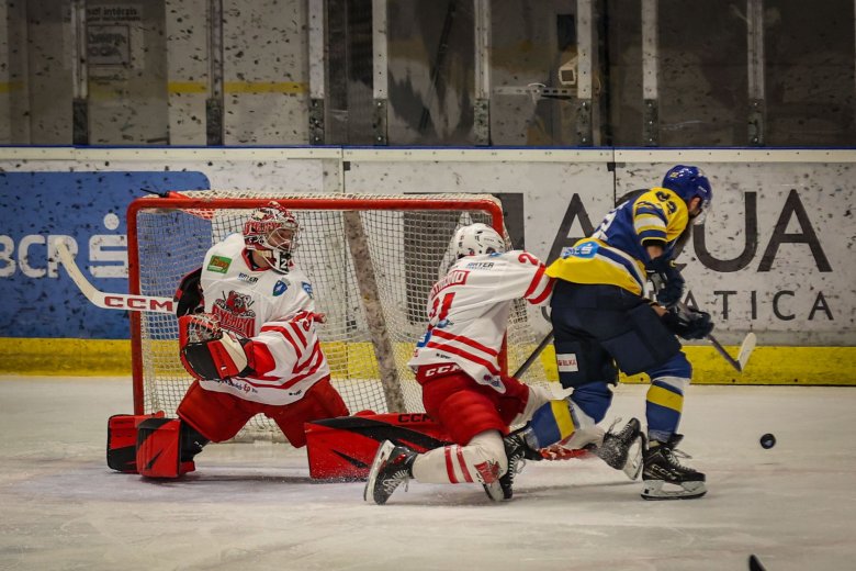 Apró hibák döntöttek a döntő első meccsén – így látták az edzők