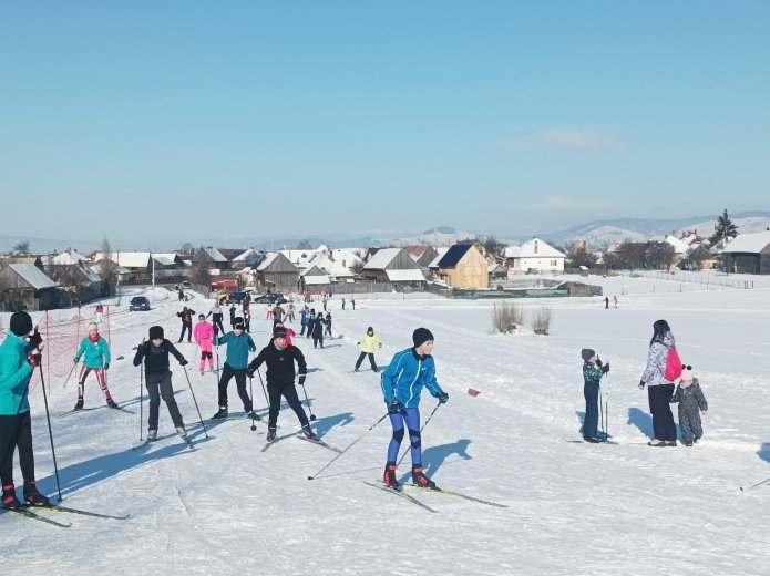 Generációkat kötött össze a sífutás Tekerőpatakon
