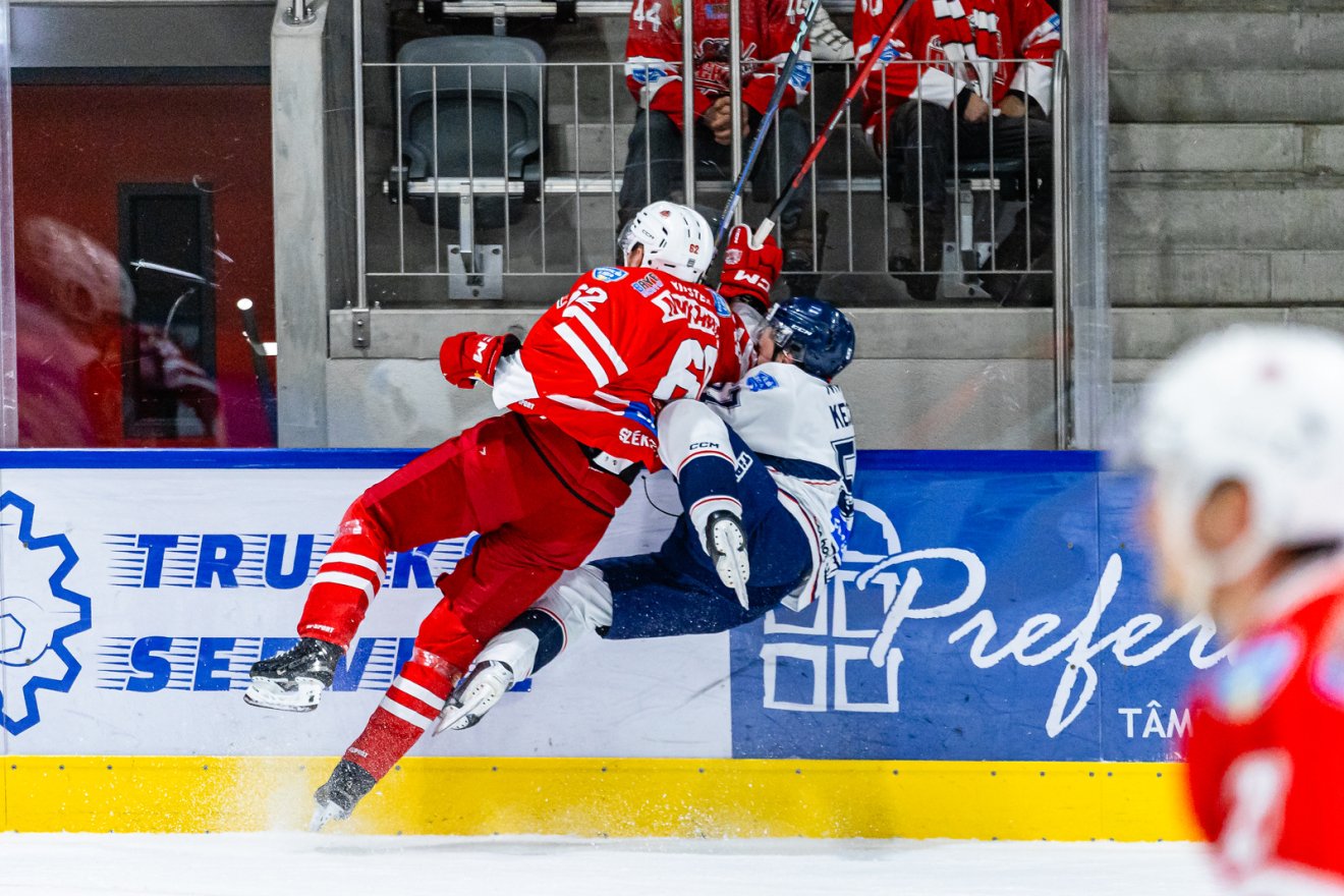 Egyik feladata az, hogy öli az ellenfelek támadásait &bullet;  Fotó: Szász Adorján, GYHK