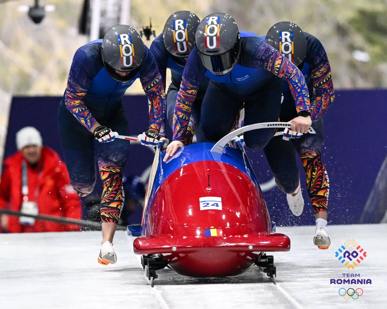 &bullet;  Fotó: https://www.facebook.com/olympicromania