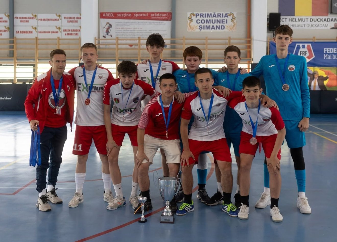 A Kereszthegy bronzérmes U19-es csapata: egyre inkébb rájuk számít a felnőttcsapat is &bullet;  Fotó: Gyergyóremetei Kereszthegy