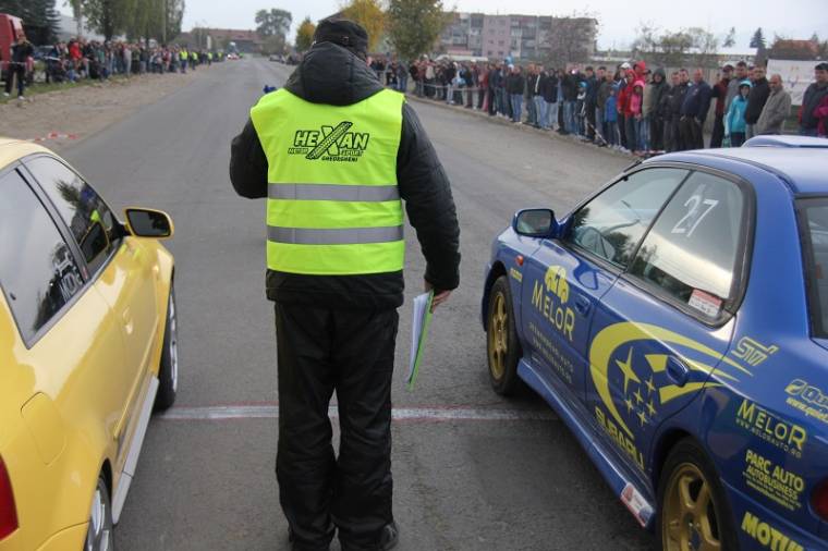 Karitatív jellegű Őszi suhanás