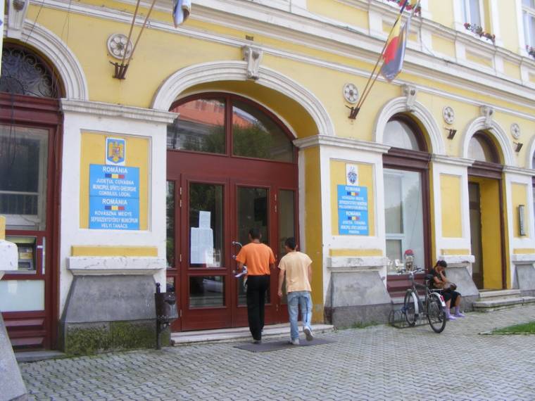 Megkezdték az árvízkárosultak támogatását Sepsiszentgyörgyön
