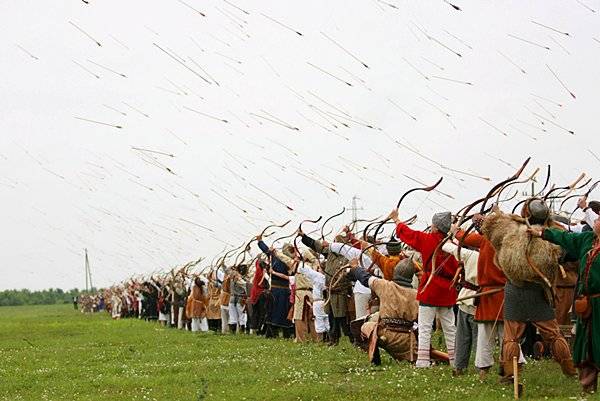 Háromszéki íjászok Ópusztaszeren