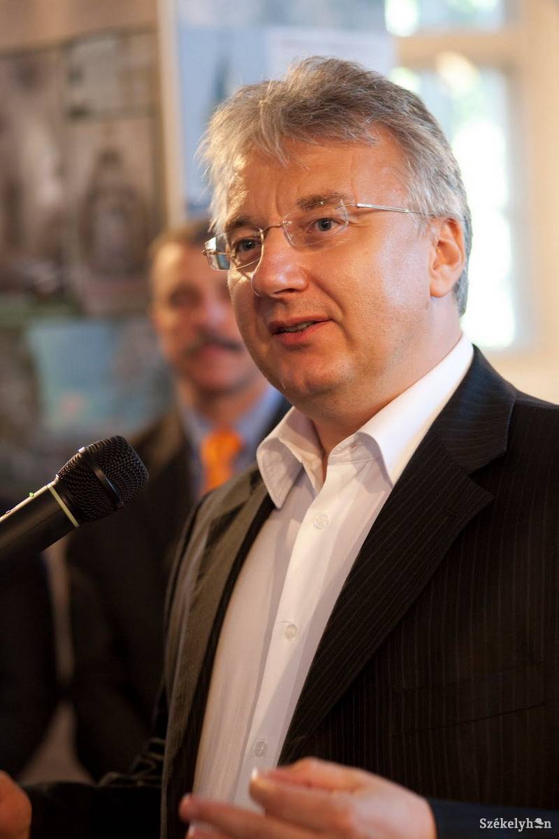 •  Fotó: Henning János