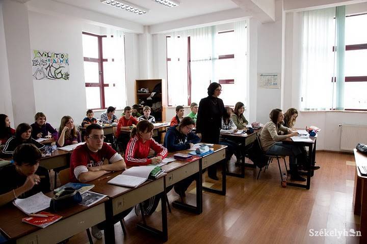 •  Fotó: Both Ildikó