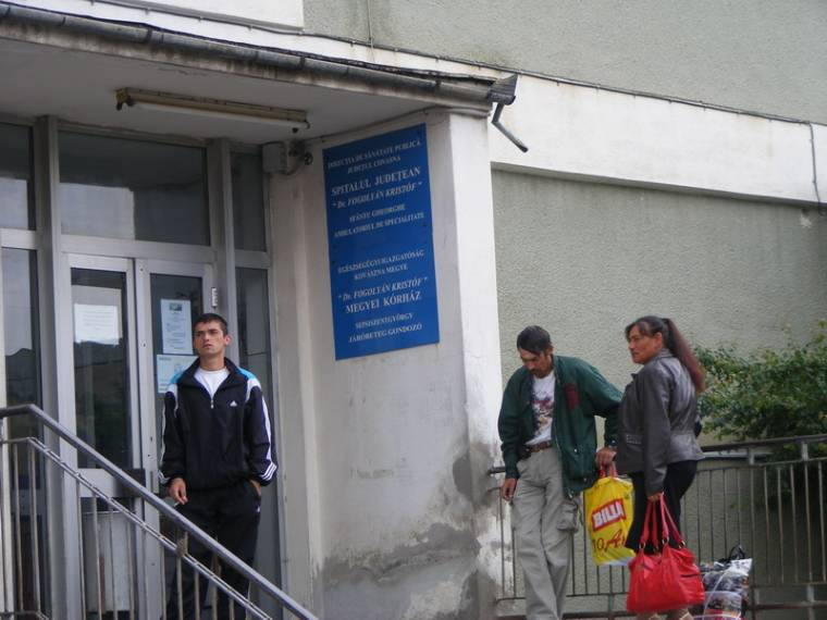 Nem szigorítják a kórházi beutalás feltételeit