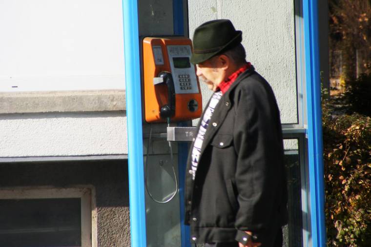 Felszámolják a nyilvános telefonok többségét