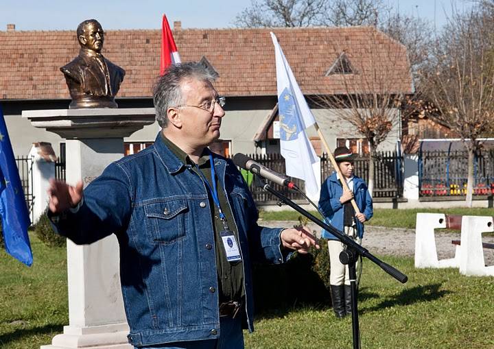 Semjén: A határon túli magyarság ragaszkodik a szavazati jogához