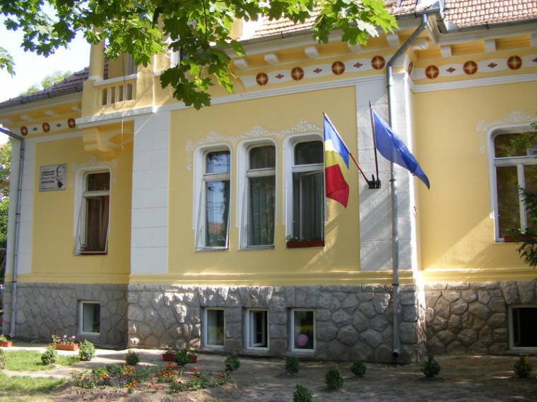 Háromszéki iskolák és óvodák kaptak pénzt