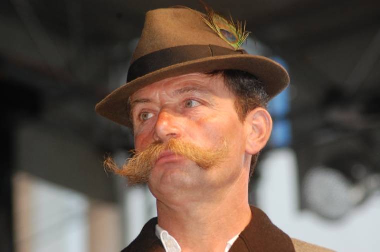 Március 15-ei bajuszverseny