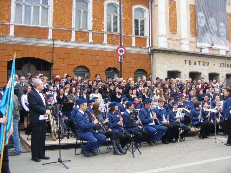 Sepsiszentgyörgyön a háromszéki nőket méltatták március 15-én