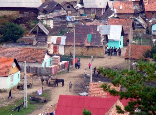 Turistalátványossággá alakítanák az őrkői cigánytelepet