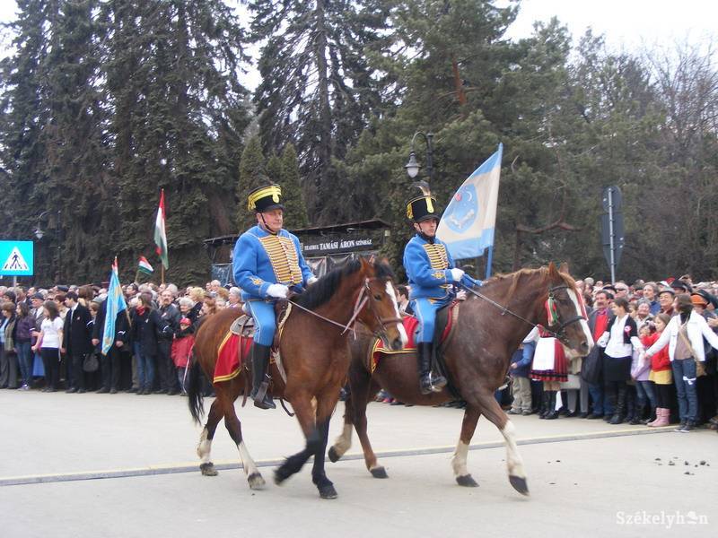 •  Fotó: Both Ildikó