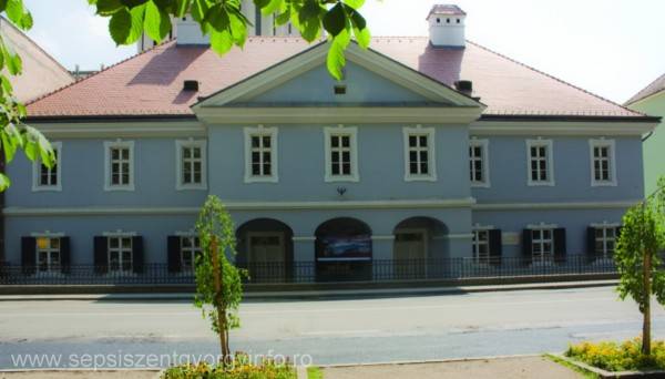 Élet a Lábas Házban