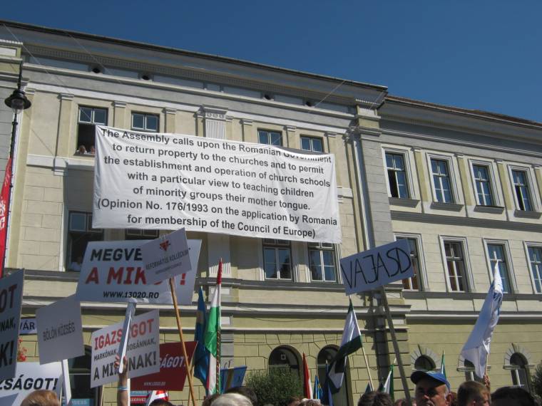 Strasbourgban keresi igazát a református egyház