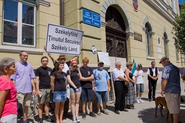 Új időpontban folytatódik a tiltakozás
