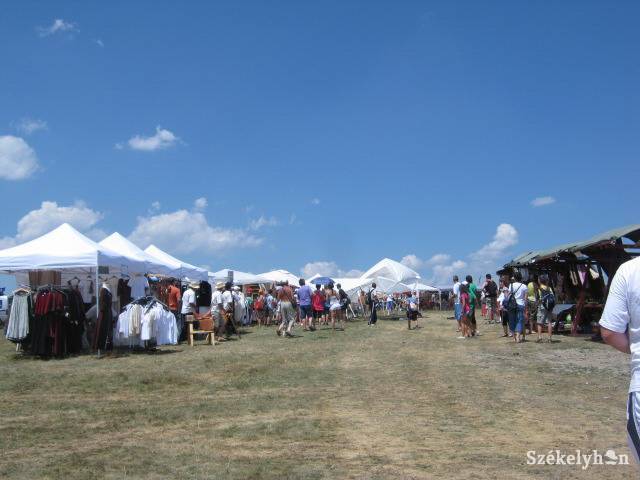 &bullet;  Fotó: Both Ildikó