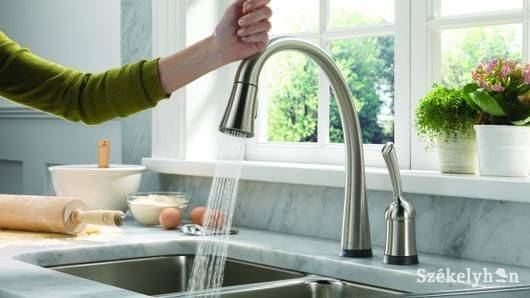 &bullet;  Fotó: Both Ildikó