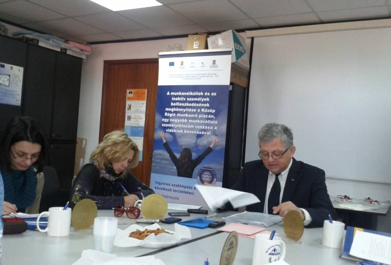 Képzések és külföldi munkalehetőségek