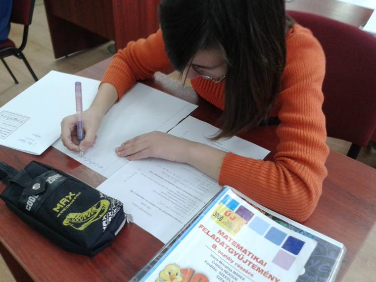 Hétfőn kezdődik a hetedikesek és nyolcadikosok próba-képességfelmérője – mintegy 350 ezer diákot várnak a megmérettetésre