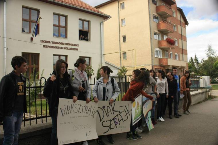Nem hagyják magukat a háromszéki diákok