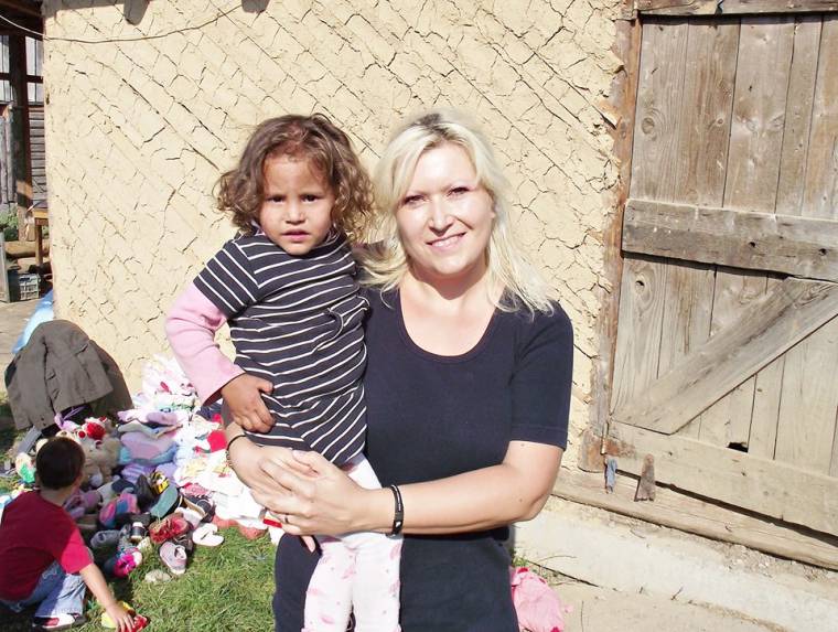 Adománygyűjtés közösségi oldalon